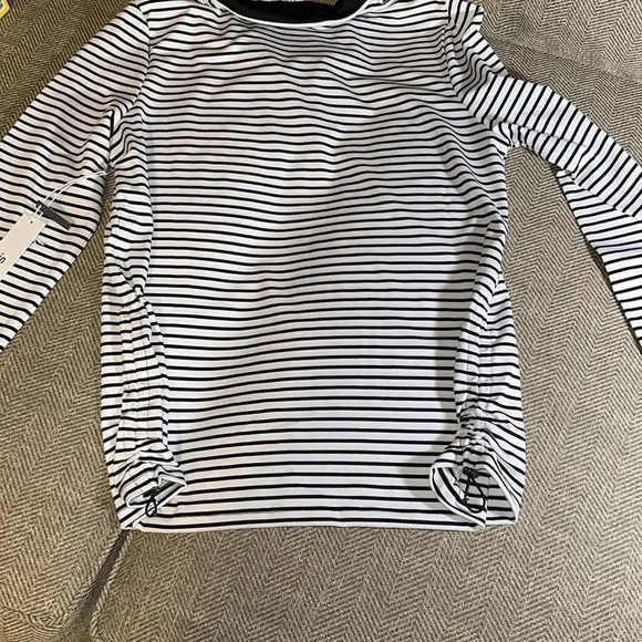 NWT CHICO’S SMALL/SIZE O UPF LONG SLEEVE BLACK TOP STRIPE SHIRT BLOUSE - Picture 10 of 10
